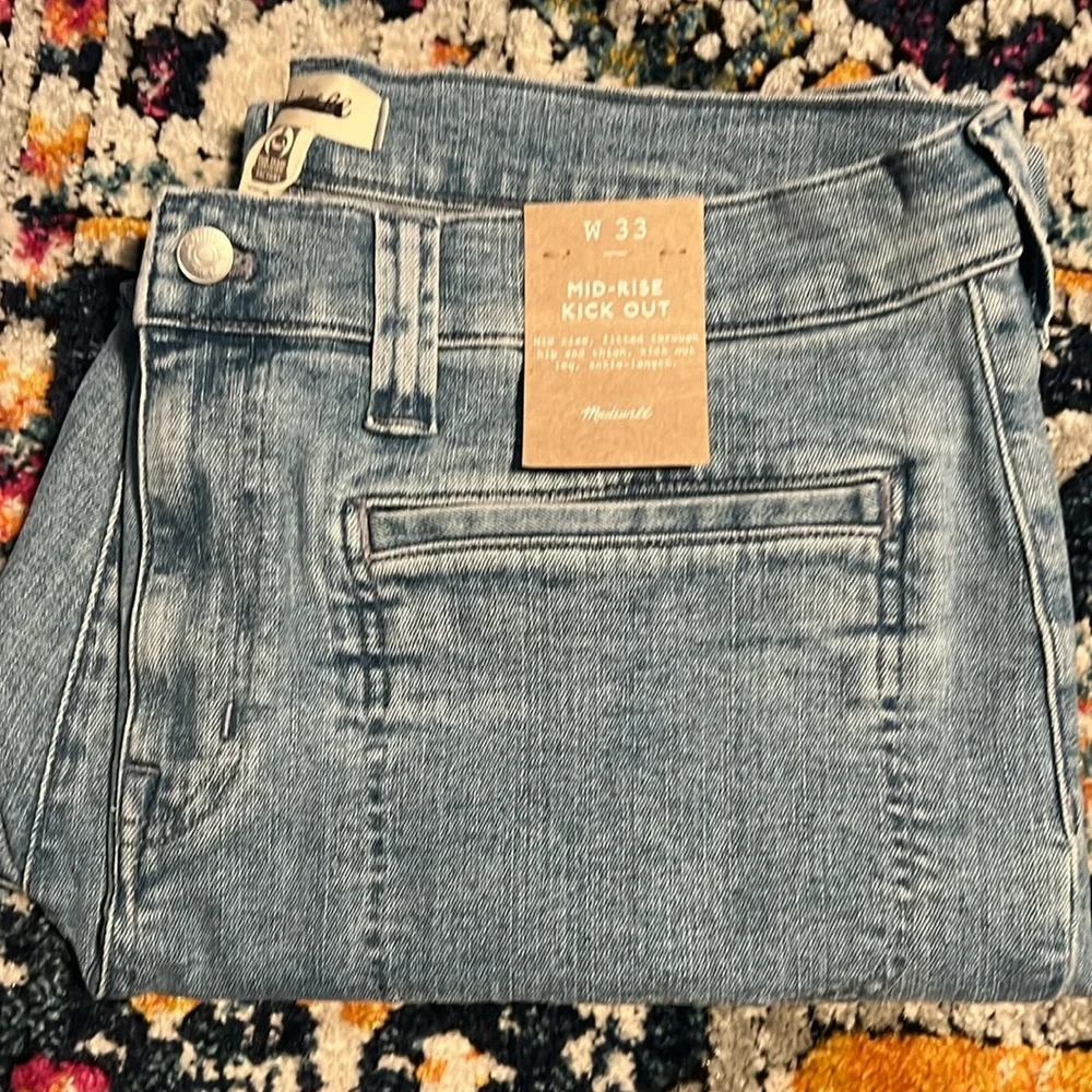 Madewell Mid Rise Kick out - Picture 4 of 6